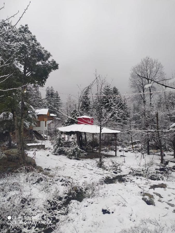 Moksha - By The River Jibhi Exterior foto