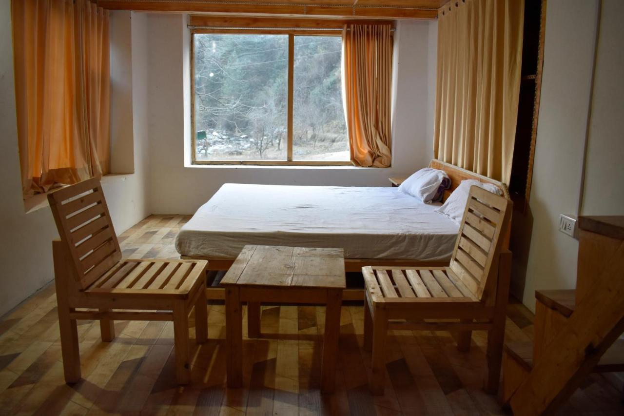 Moksha - By The River Jibhi Exterior foto